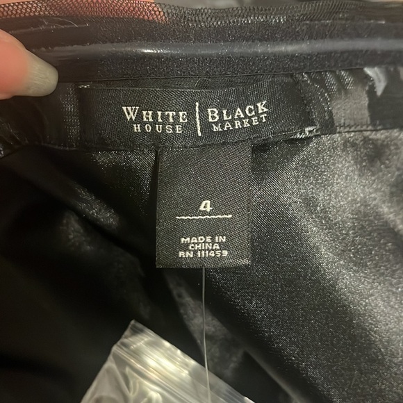 NWT White House Black Market Strapless Feather-Print Dress Size 4 - Picture 6 of 7